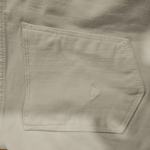 HUDSON Women's Amelia Mid Rise Knee Short Optical White Sz 27 EUC MSRP $145 - Picture 11 of 12